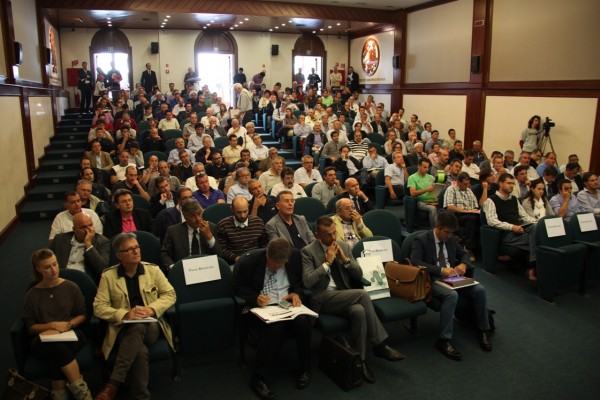 13-09-2012_Convegno_sui_sistemi_ricarica_auto_elettrica