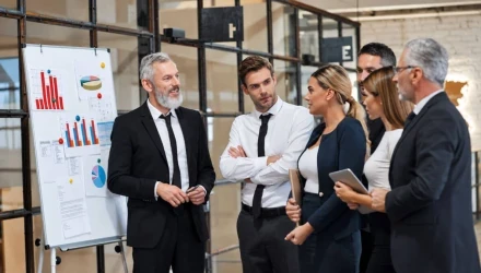 Corso E-Learning Sicurezza Lavoratori Parte Generale + Specifica Settori Finanziari, Assicurativi, Immobiliari, Professionali (Rischio Basso) - Accordo Stato Regioni 2025