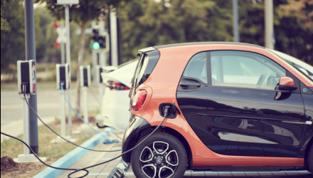 Corso E-Learning Qualifica PES-PAV-PEI per Addetti alla Manutenzione di Veicoli Ibridi ed Elettrici
