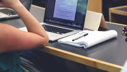 CORSO COME EROGARE LA FORMAZIONE IN VIDEOCONFERENZA: REQUISITI, TECNICHE E METODOLOGIE DIDATTICHE