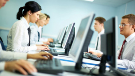 CORSO E-LEARNING DI FORMAZIONE SULLA SICUREZZA PER LAVORATORI DEGLI UFFICI – RISCHIO BASSO