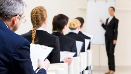 12 BUONI MOTIVI PER ISCRIVERSI AI CORSI DI VEGA FORMAZIONE