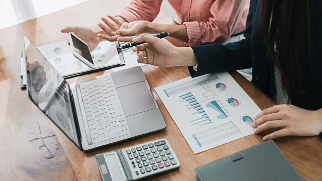 Corsi sicurezza lavoratori finanziario immobiliare assicurativo direzionale professionale