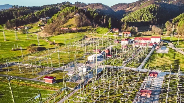 Corsi sicurezza lavoratori settore fornitura energia elettrica cabine reti impianti